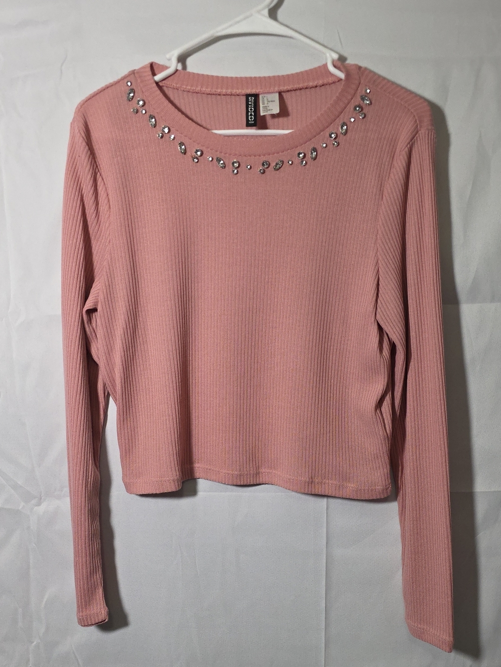 Divided H&M Soho Rose Pink Ribbed Long-Sleeve Top w Jewel Trim Womens Size Large